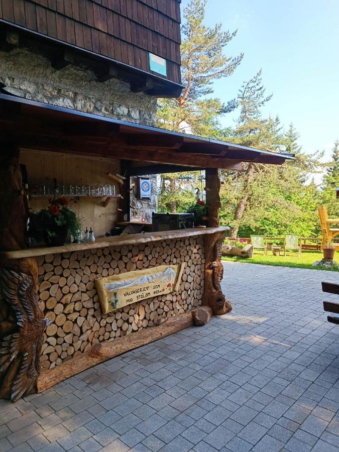 Valvasorjev Dom Pod Stolom Pansiyon Zirovnica Dış mekan fotoğraf