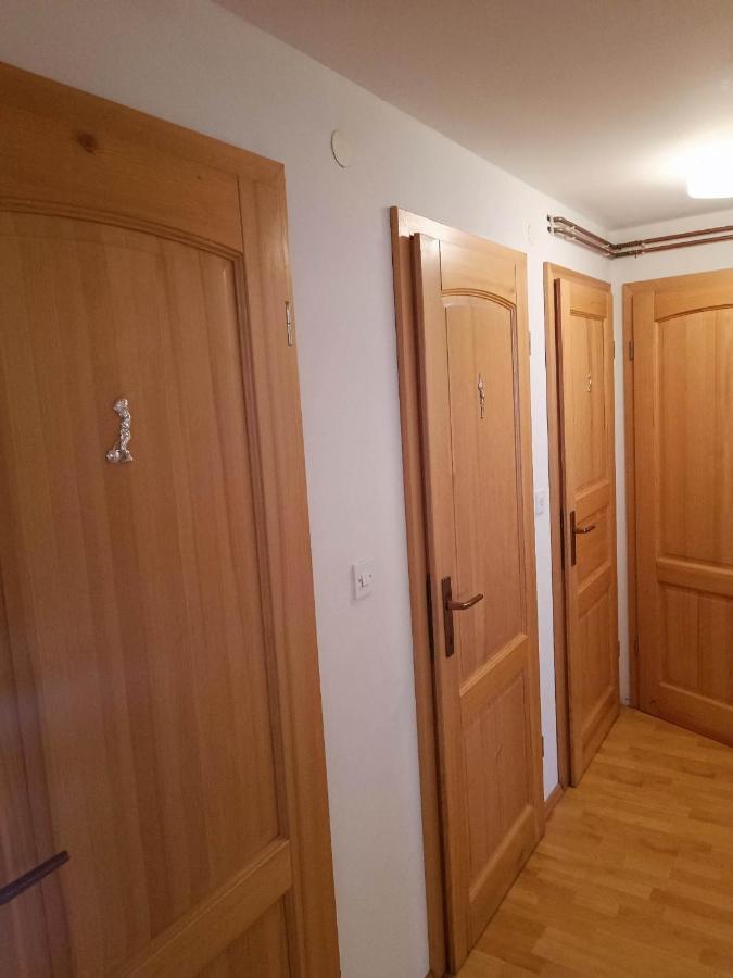 Valvasorjev Dom Pod Stolom Pansiyon Zirovnica Dış mekan fotoğraf