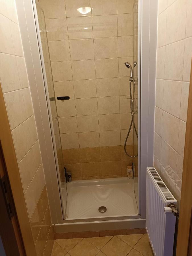 Valvasorjev Dom Pod Stolom Pansiyon Zirovnica Dış mekan fotoğraf